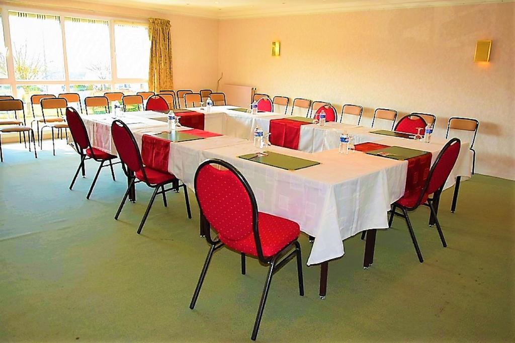 Hotel Altina Pacy-sur-Eure Dış mekan fotoğraf