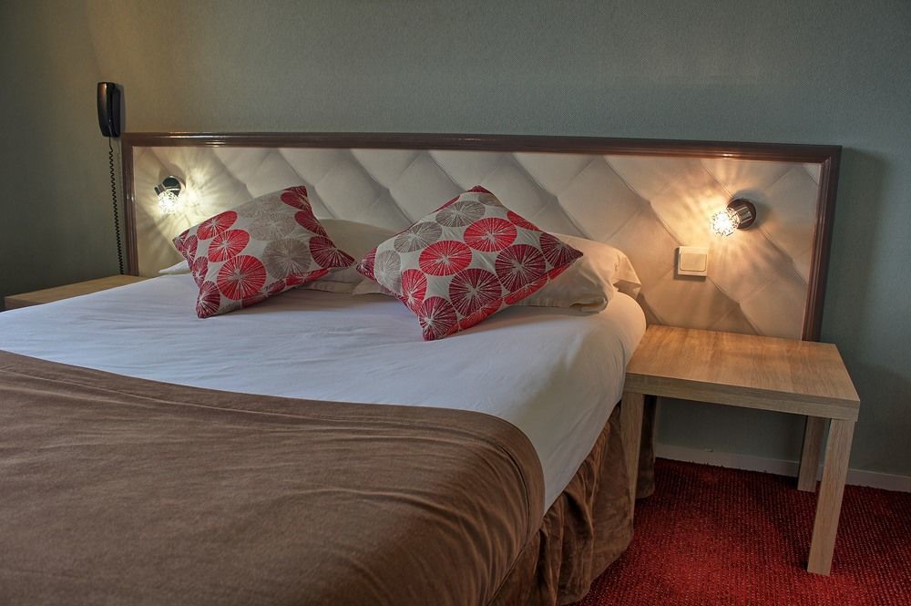 Hotel Altina Pacy-sur-Eure Dış mekan fotoğraf