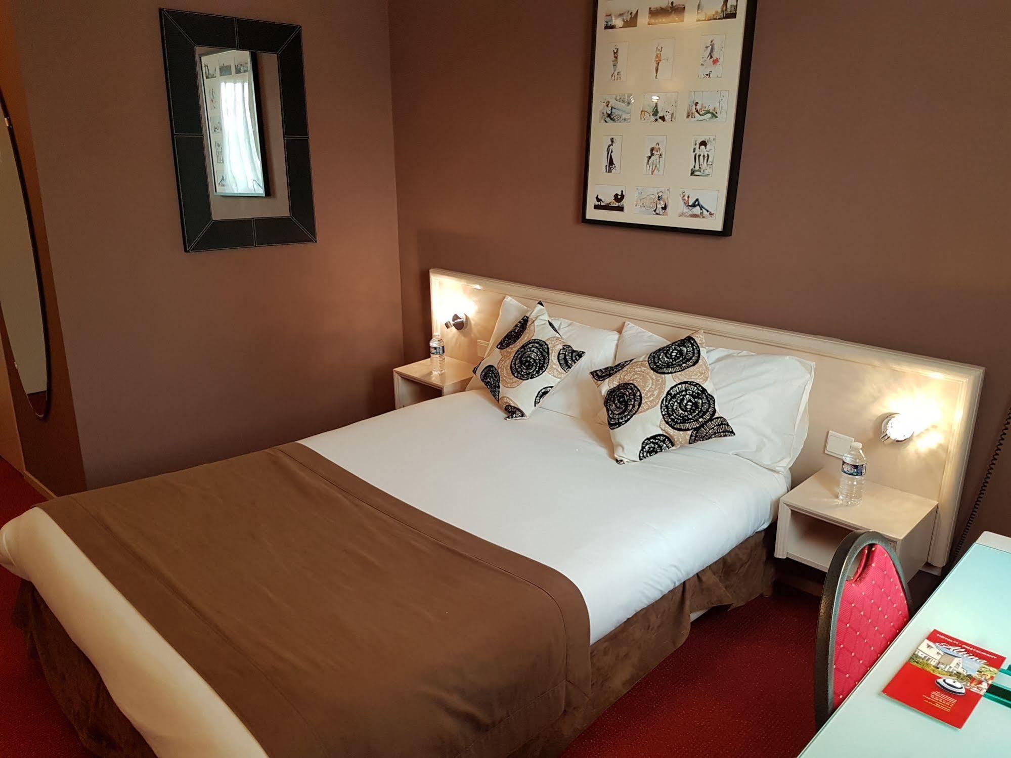 Hotel Altina Pacy-sur-Eure Dış mekan fotoğraf