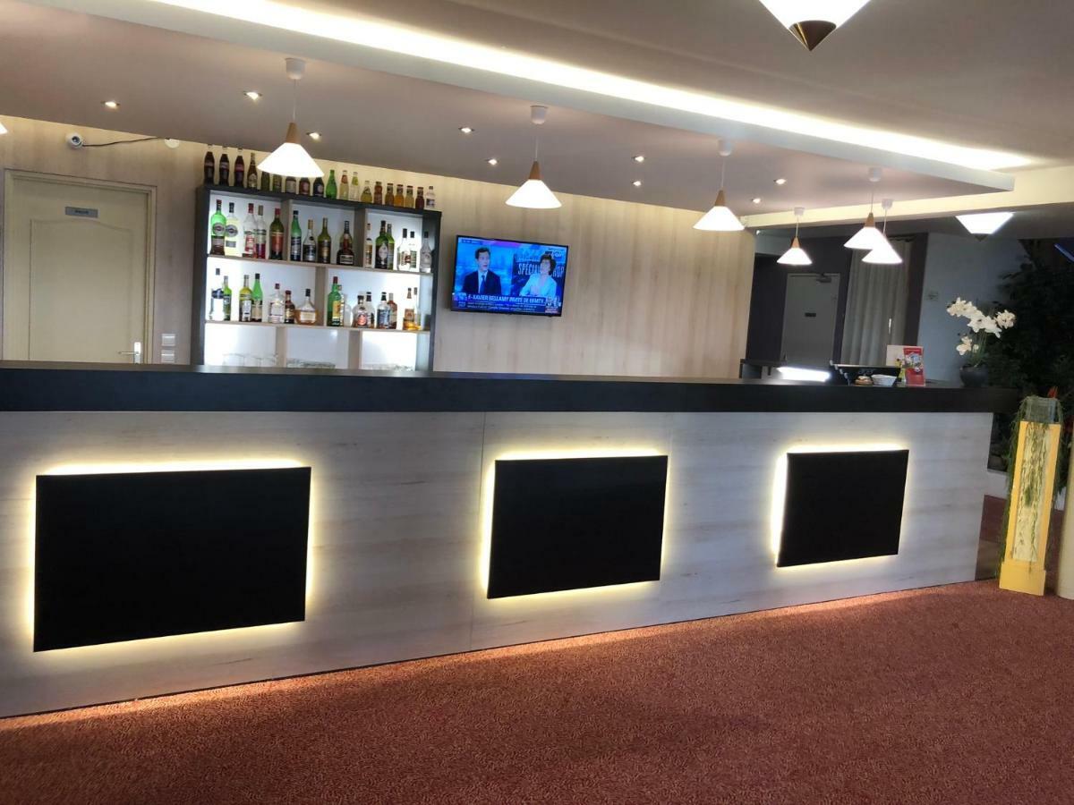 Hotel Altina Pacy-sur-Eure Dış mekan fotoğraf